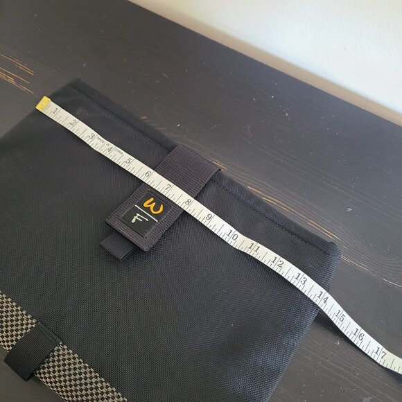 Waterfield Designs SF Bags Padded Laptop Tablet Computer Sleeve Case Black - Picture 2 of 8